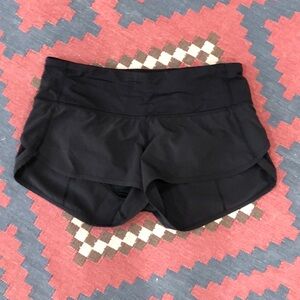 EUC Lululemon black speed shorts
